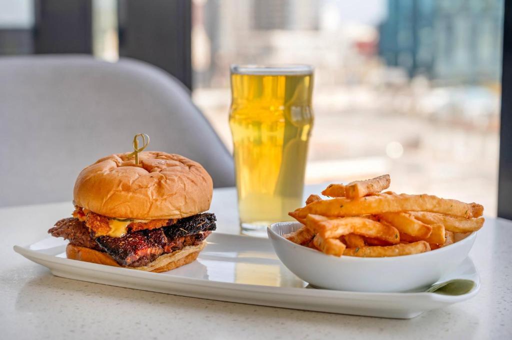Cambria Hotel Nashville Midtown photo