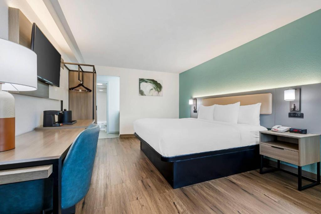 Comfort Inn Sea World Area photo