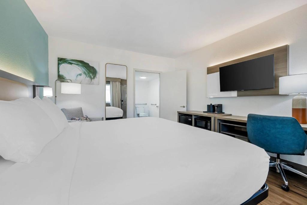 Comfort Inn Sea World Area photo