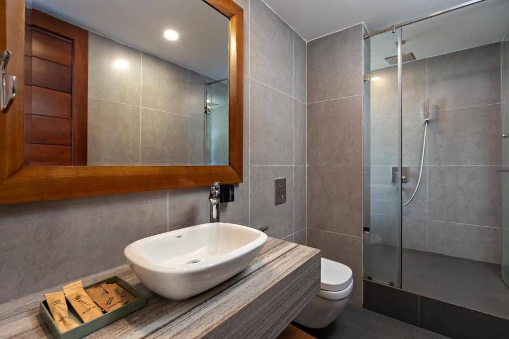 biệt thự Oceanfront Nha Trang liên hệ