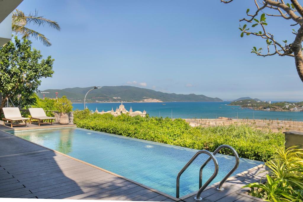 đặt villa Nha Trang cho công ty