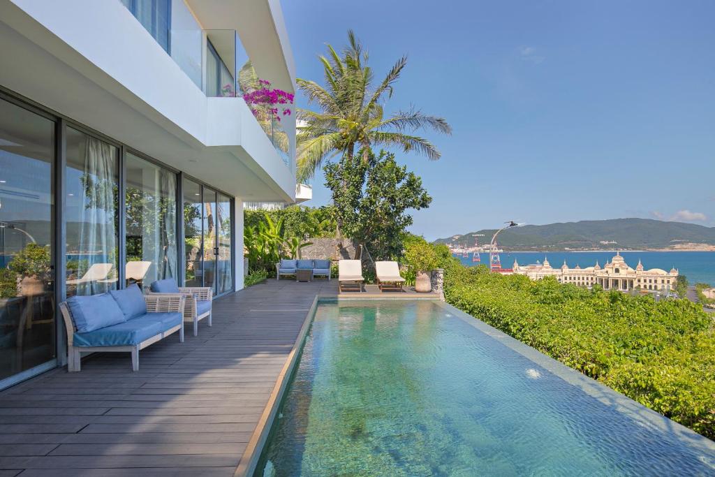 villa Nha Trang có hồ bơi riêng