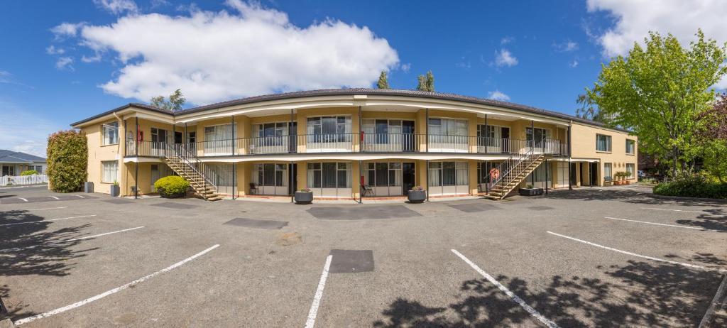 Graham Apartments - Resim 16