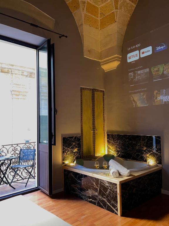 WineExperience- WINE&JACUZZI SUITE