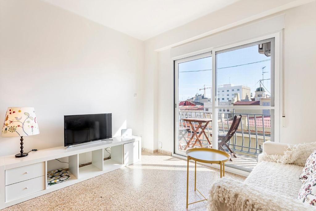 GuestReady - Sunlit haven near Valencia's seaport