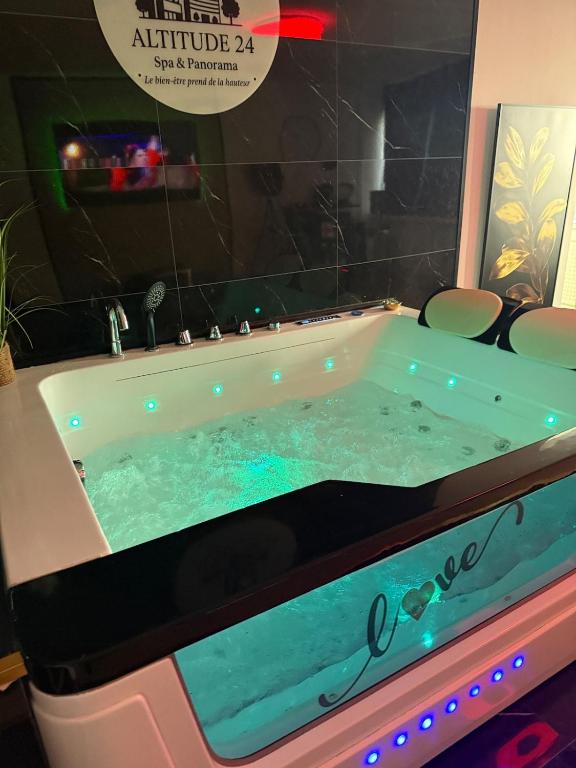 Altitude 24 Panorama and Spa – photo 9