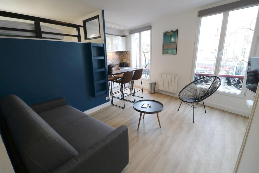 Studio rénové au coeur de Paris
