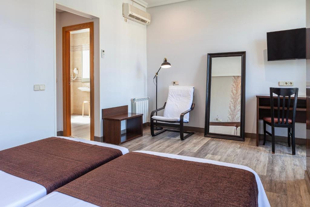 Hotel Mediodia - Superior Double Room
