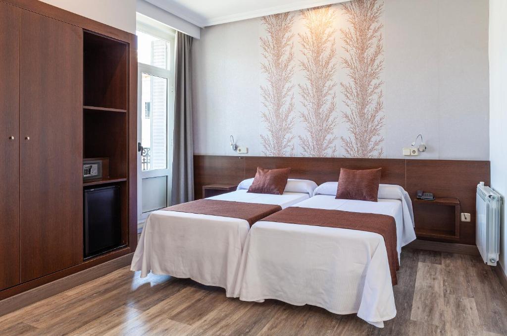 🏨 ¡Reservá en Hotel Mediodia! · MADRID ESPAÑA 🇪🇸