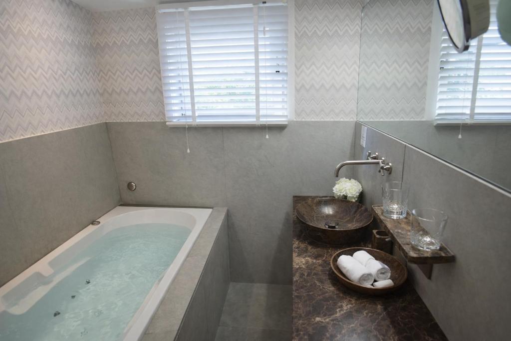 Hotel Van Cleef photo 5