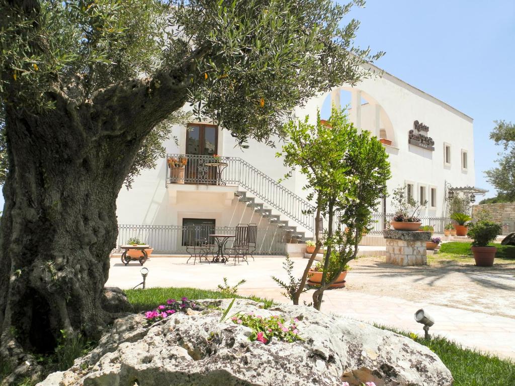 Ogród w obiekcie Relais Sant'Eligio