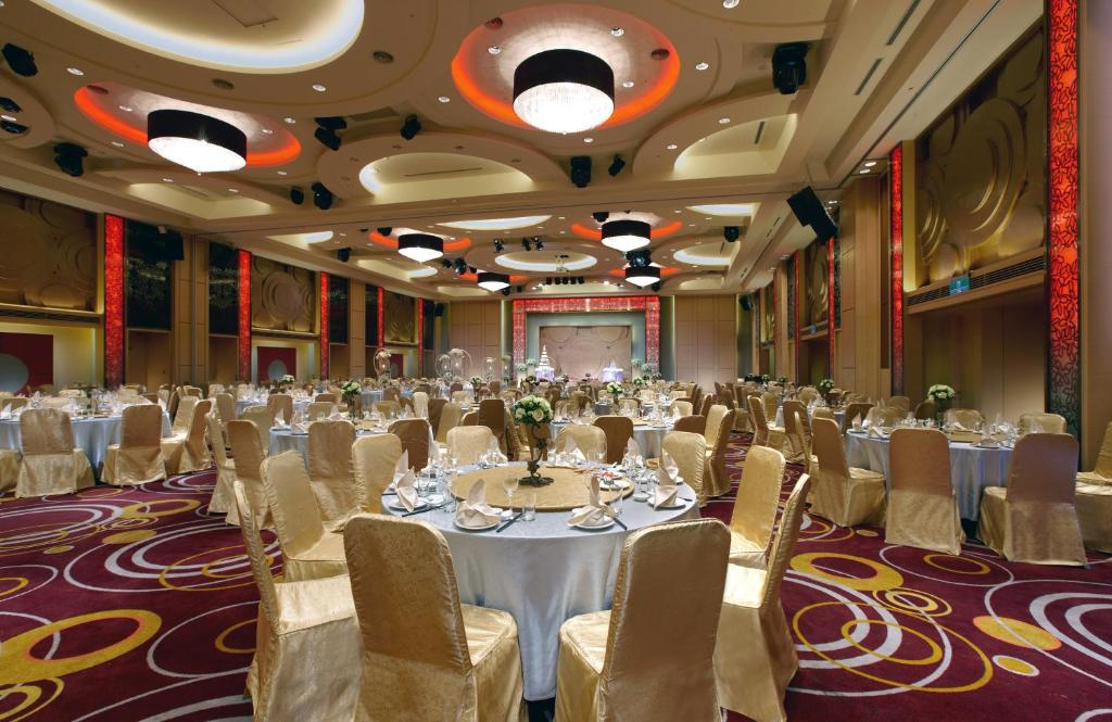 Restaurace v ubytování Evergreen Resort Hotel - Jiaosi