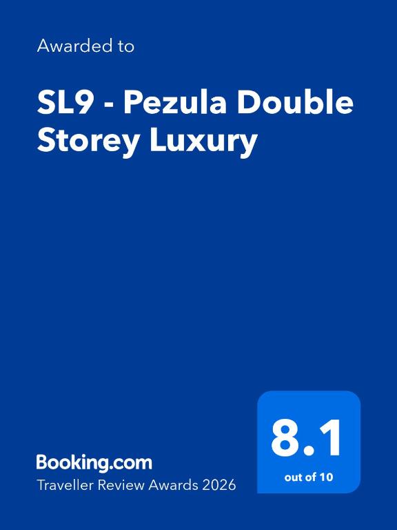 a screenshot of the siq pynka double story library at SL9 - Pezula Double Storey Luxury in Knysna