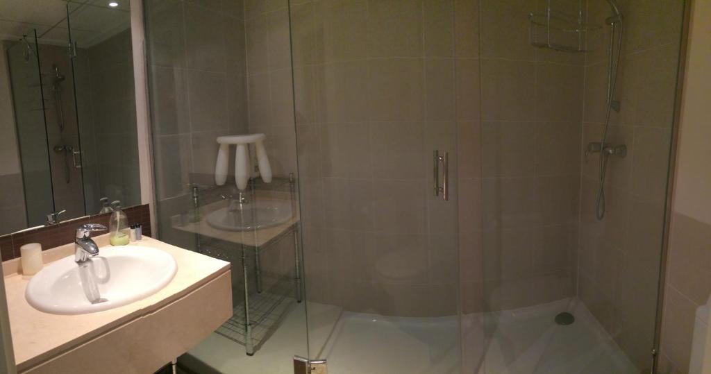 A bathroom at Villa Golf Las Colinas