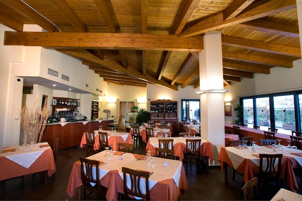 Restaurace v ubytování Hotel Gallia