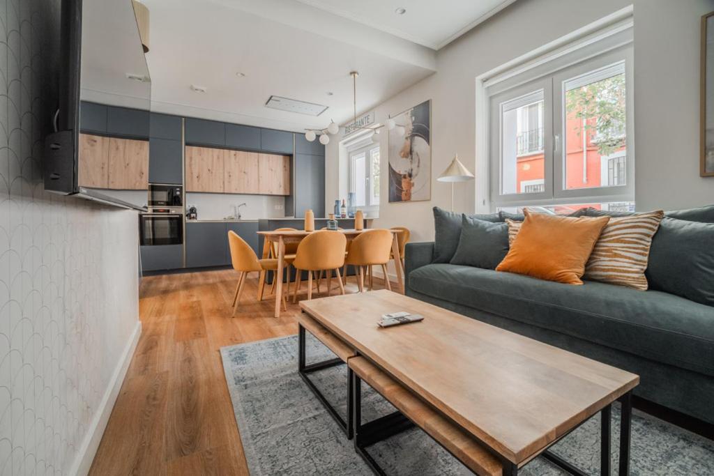Modern Bright -2Bdrs 2Baths-Nuevos Ministerios