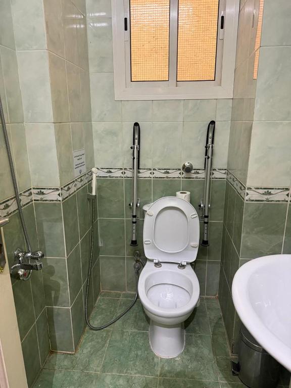 أبراج العرب للشقق المخدومة Abaraj Alarab Serviced Apartment - 特大号床间 - 带无障碍设施
