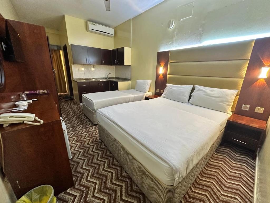 Eagle Hotel Apartment در دبی