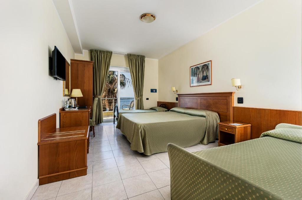 Grand Hotel Victoria - Housity