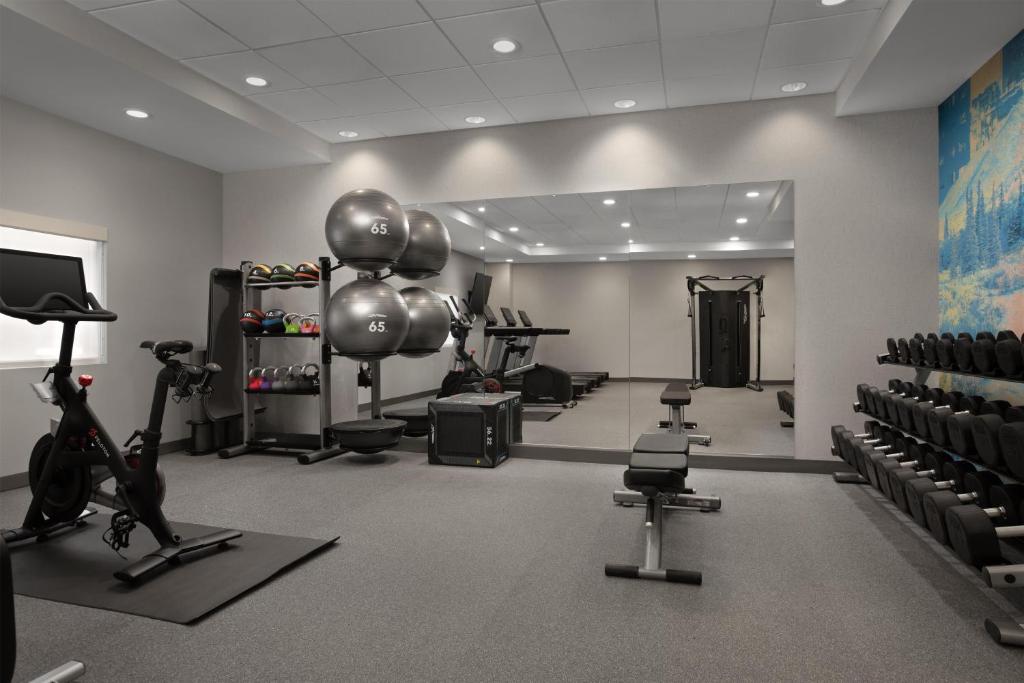 Home2 Suites by Hilton Anchorage/Midtown photo