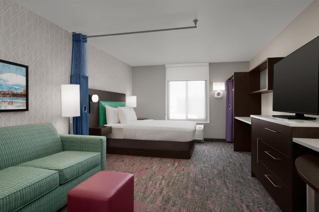 Home2 Suites by Hilton Anchorage/Midtown photo