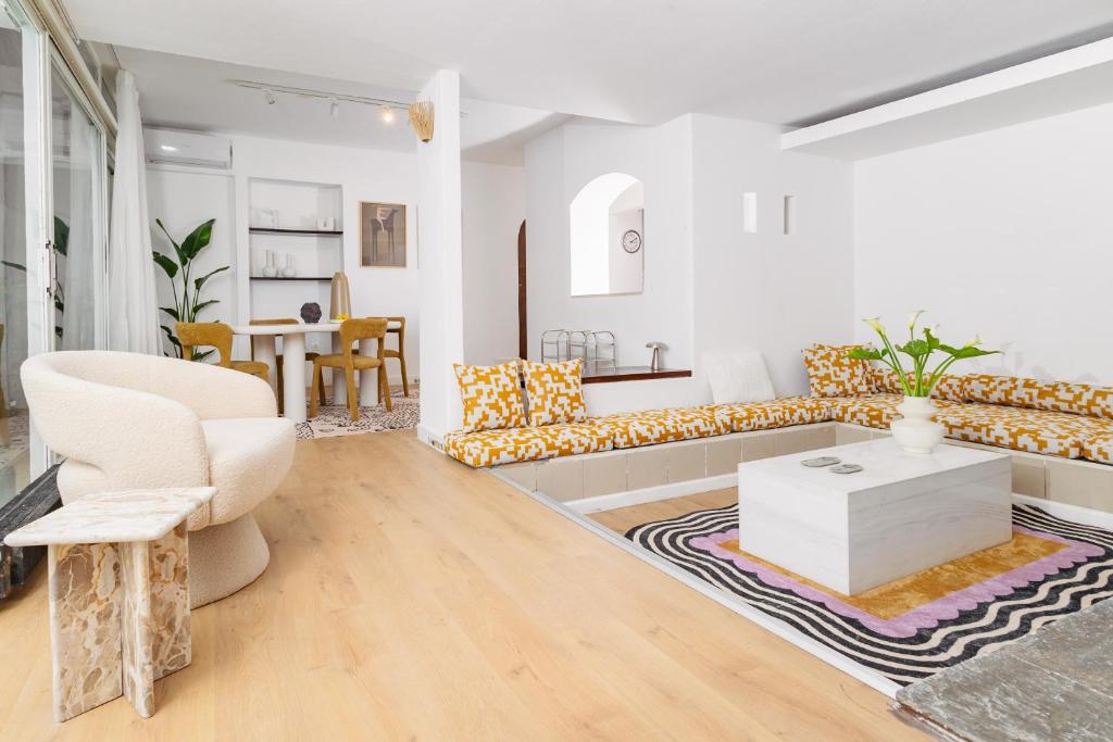 The apartment under Lycabettus