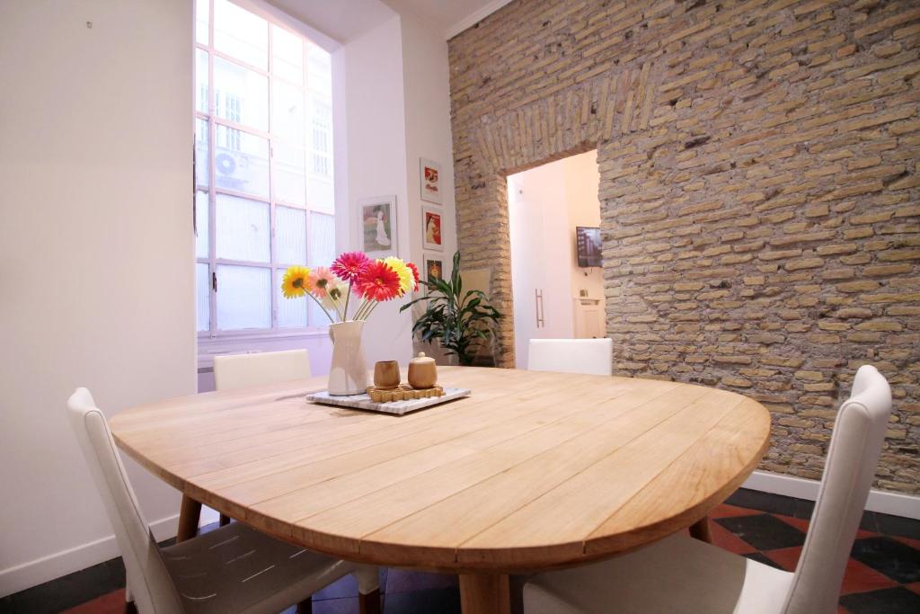 Zdjęcie z galerii obiektu Spanish Steps Art Apartment w Rzymie