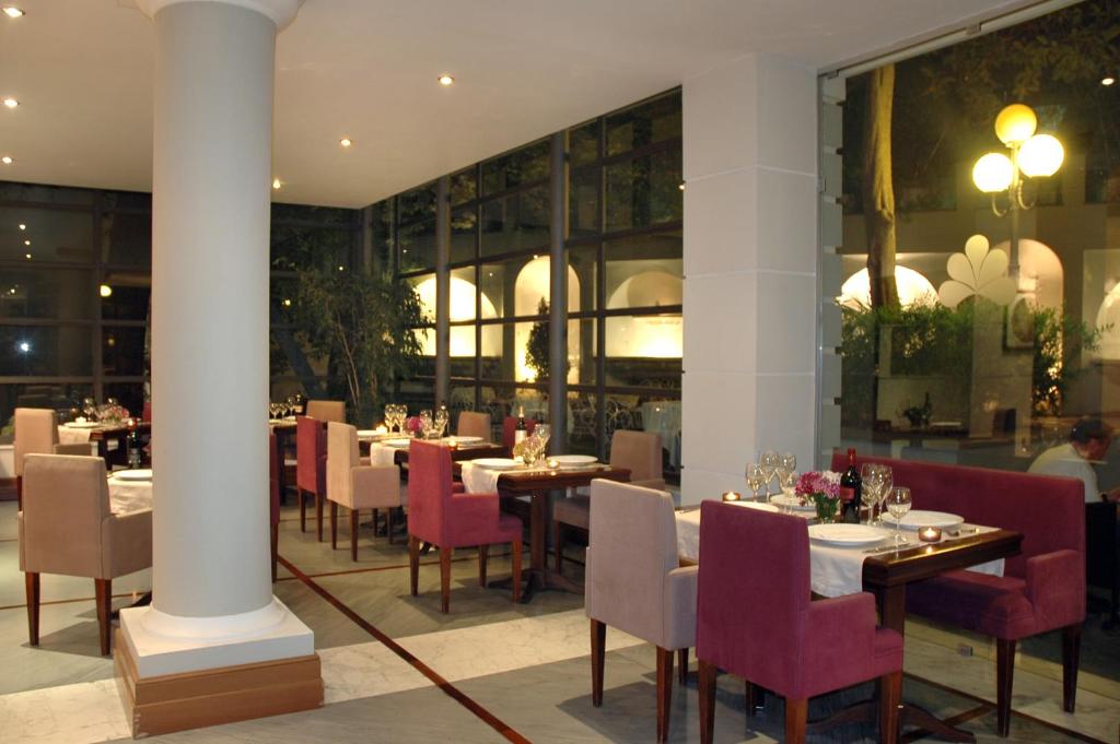Posezení v ubytování Hotel Flora