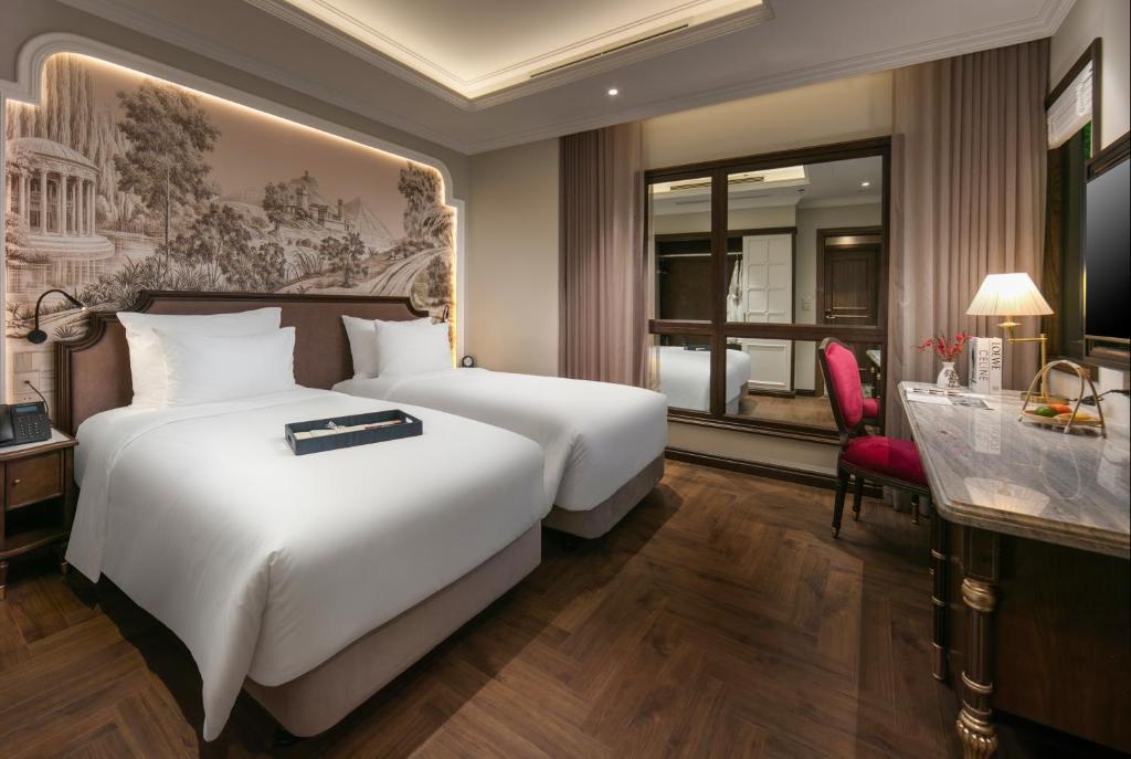 Deluxe Double or Twin Room - Internal Window