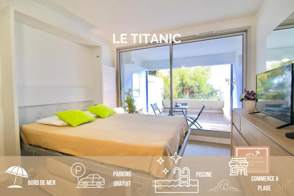 Postel nebo postele na pokoji v ubytování Le Titanic