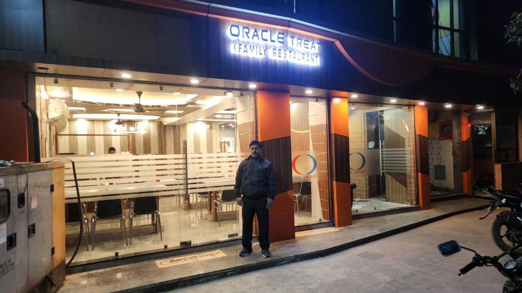 Clients de Oracle Guest House