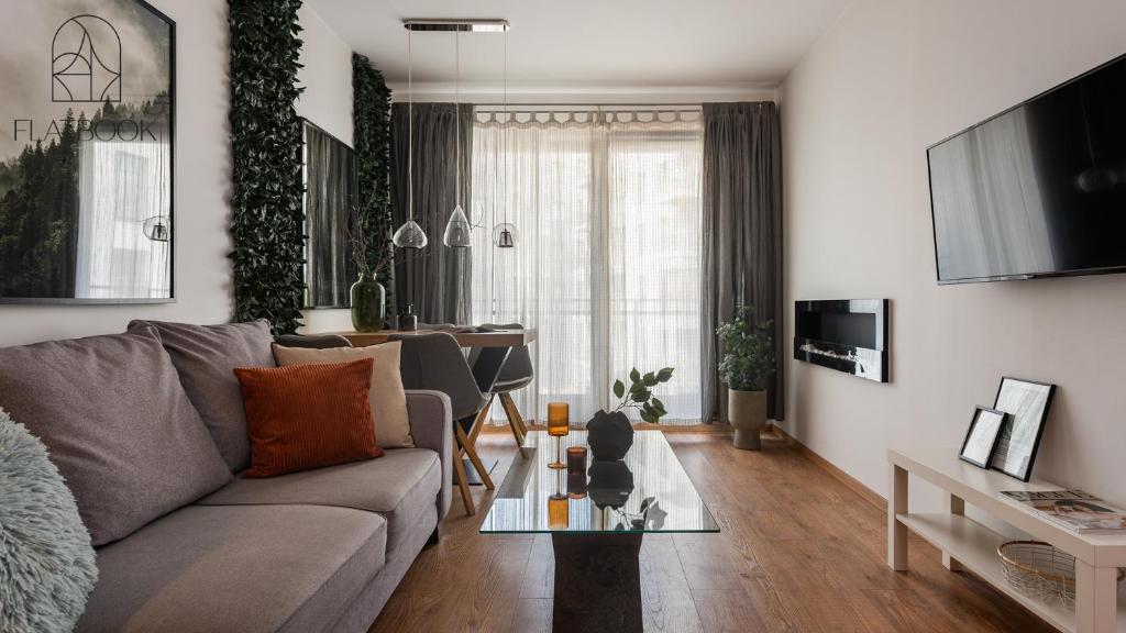 Flatbook - City Center SPA Apartments 6B,C - 