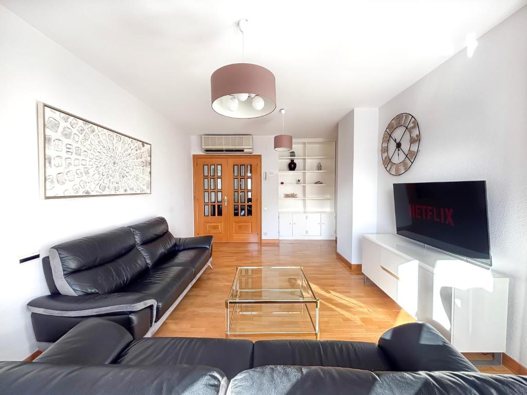 Gestión de Alojamientos Apartments - Üç Yatak Odalı Daire
