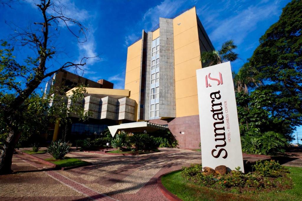 Sumatra Hotel e Centro de Convenções - Housity