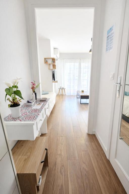 Coeur de Juan - Studio, 4P, PK, AC, centre & plage