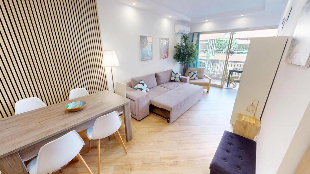 118E - Agréable 2P climatisé central avec terrasse