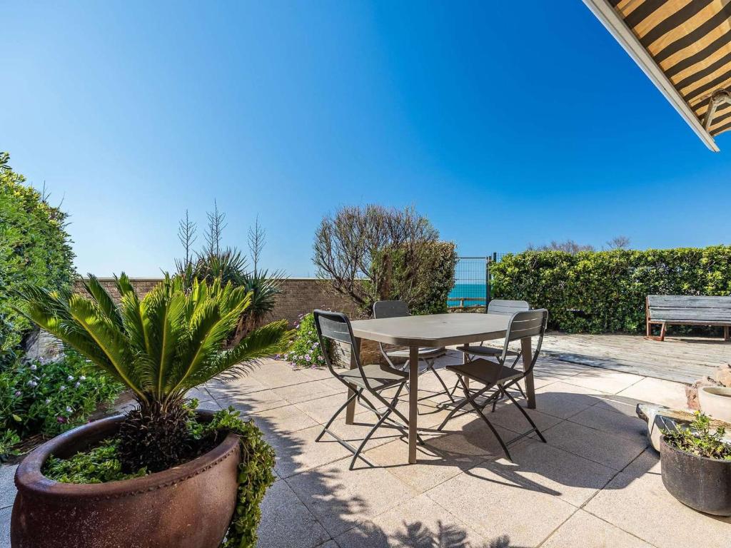 Superbe T2 avec terrasse accès plage directe ! Parfait pour 4 pers. - FR-1-472A-323