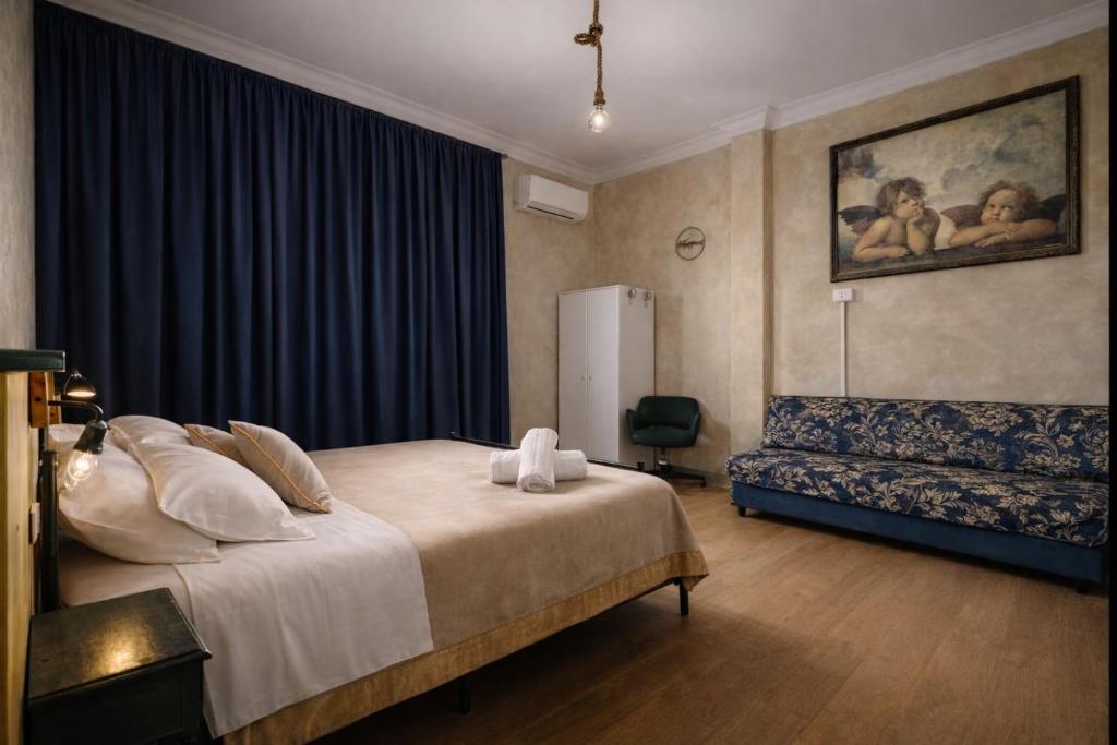 The Attic Penthouse Rome Cozy & Comfy Close to Trastevere & Center With WIFI