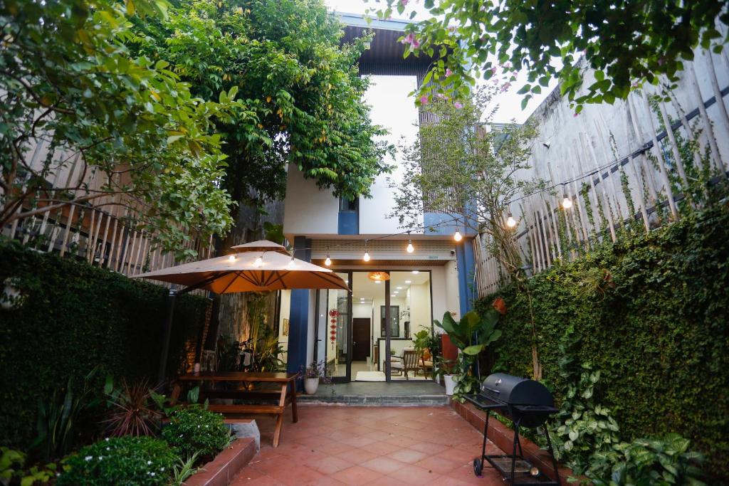 hợp tác vận hành homestay
