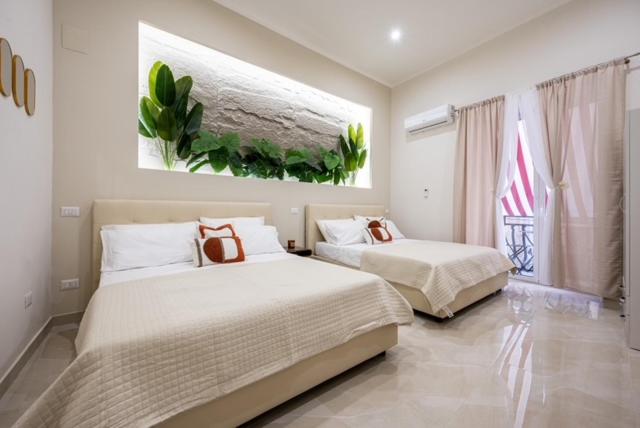 Room17maradona center