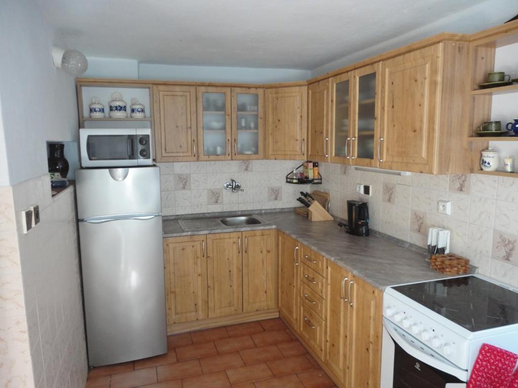 Fotografie z fotogalerie ubytování Holiday home in Vyprachtice 976 v destinaci Koburk