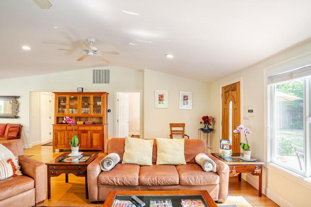 Sonoma Wine Country Bungalow - Housity