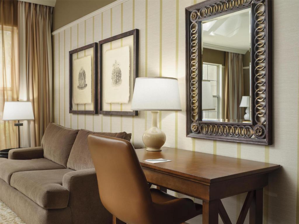 Sonesta Suites Scottsdale Gainey Ranch photo