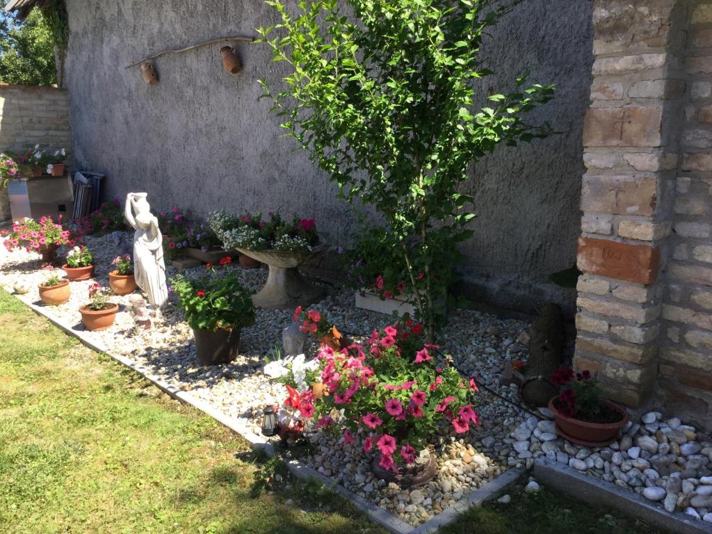 Zahrada ubytování Holiday Home Balatonbereny 2