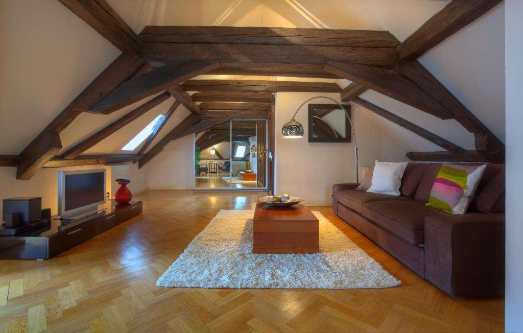 U Kapra Apartments - 9