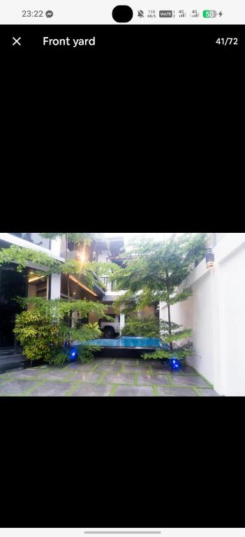 a screenshot of the front yard of a building at Casa Junquera in Cebu City