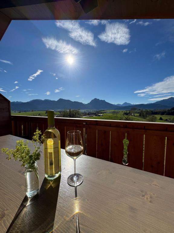 Stöger Chalets - Adults Only mit einzigartigem Panoramablick auf See, Alpen und Schloss Neuschwanstein - nur 2 Einheiten