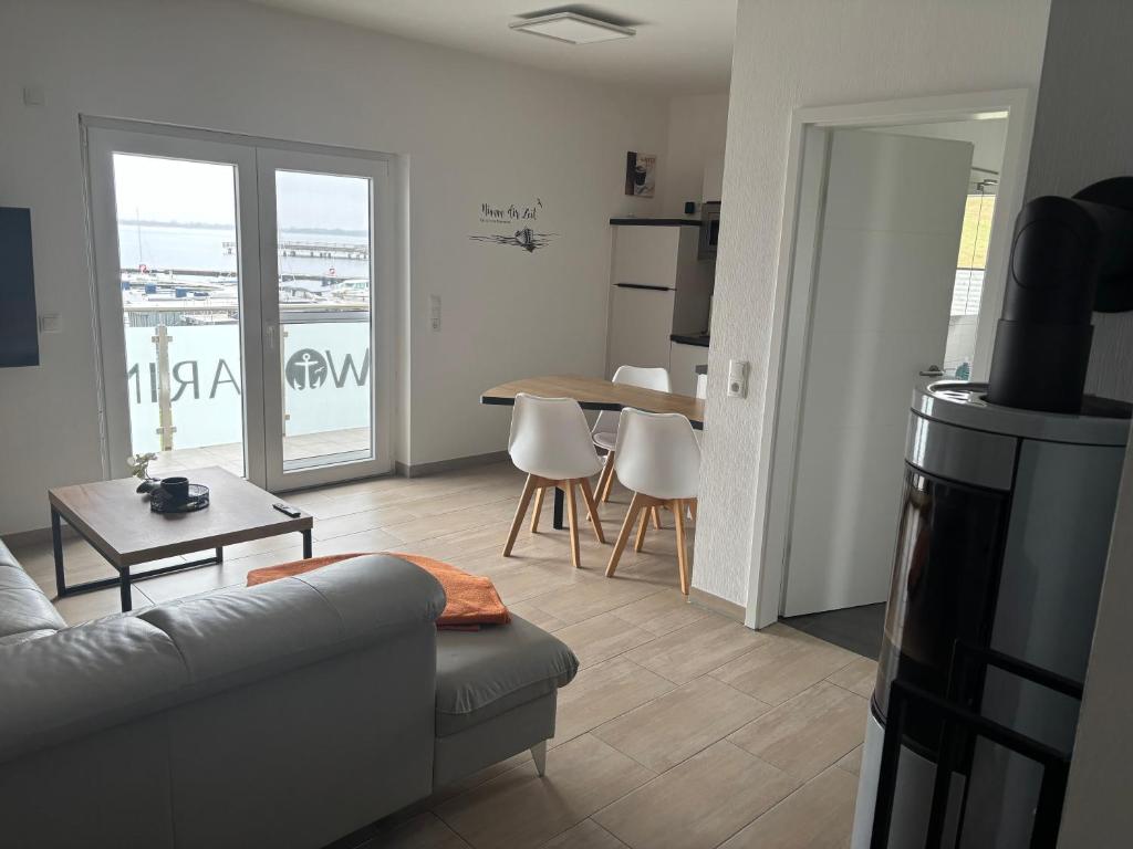 Ferienwohnungen Hafenwerk - Apartamento De Un Dormitorio Con Vistas Al Lago