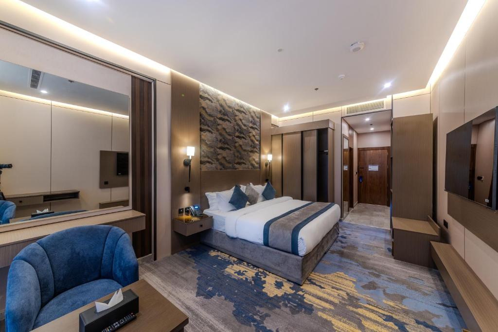 MORA HOTEL