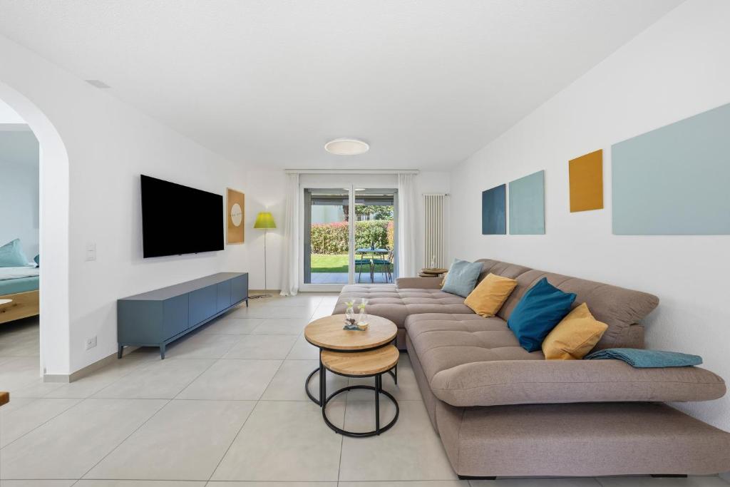 ASCONA GIARDINO FELICE Familienfreundliche Ferienwohnung mit 240m2 eigenem Garten & Klimaanlage